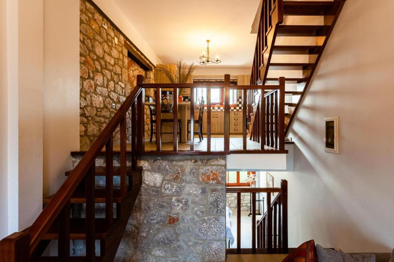 Stone Villas Dukes Parálion Ástros Exterior photo