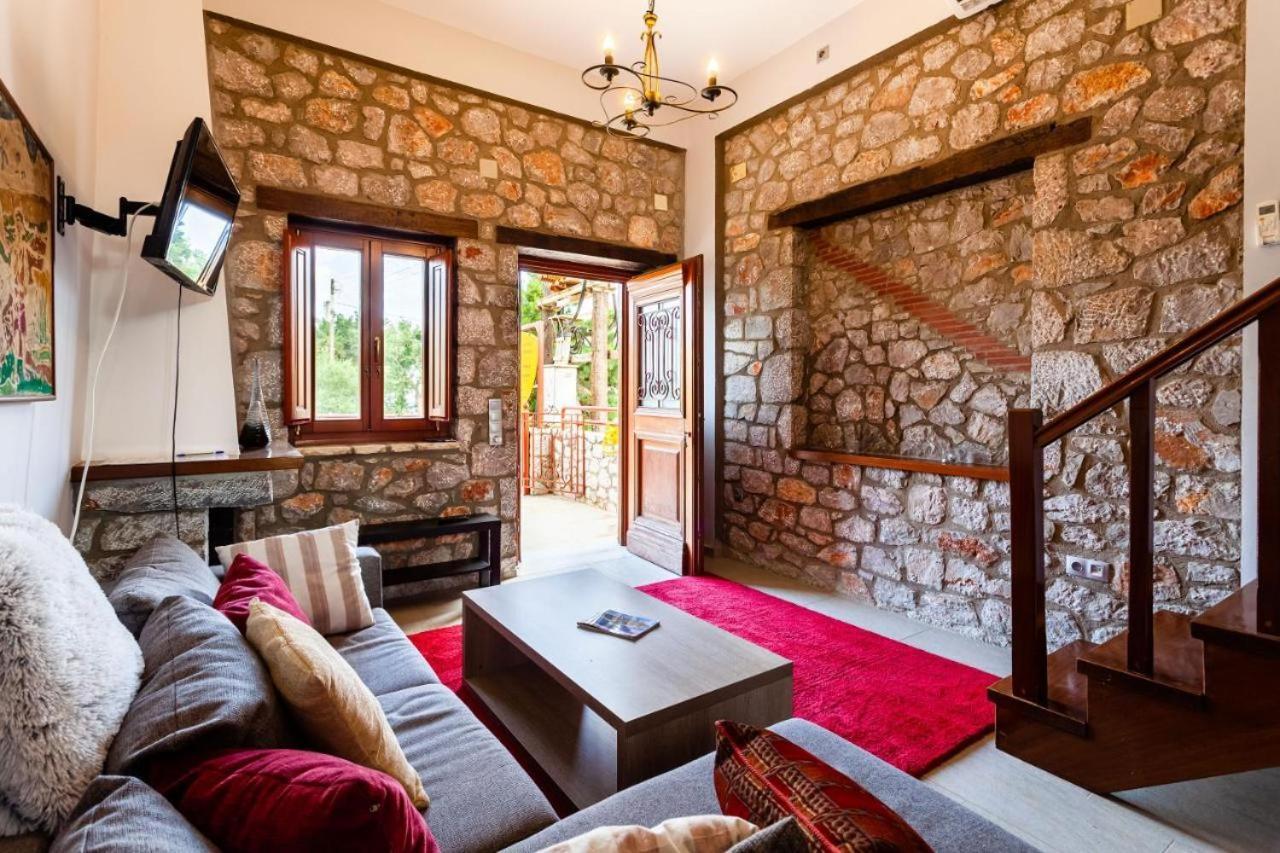 Stone Villas Dukes Parálion Ástros Exterior photo